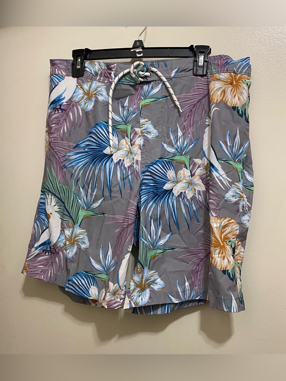 Goodfellow Mens L Large Board Shorts Swim Trunks Tropical Floral Cockatiel Bird